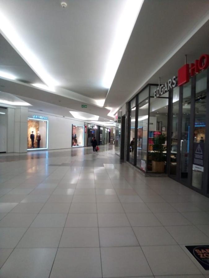 One Rosebank Stay 约翰内斯堡 外观 照片